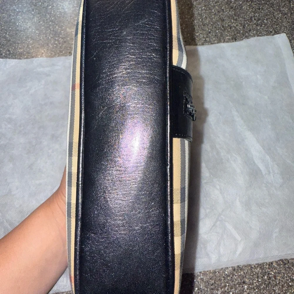 Burberry Vintage Nova Check Plaid Wristlet Bag 👜✨ - Picture 4 of 11